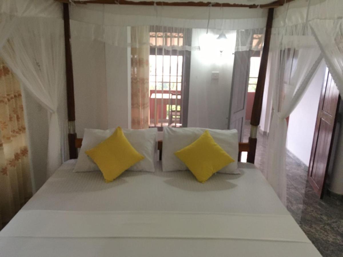 Rock House Unawatuna Exterior foto