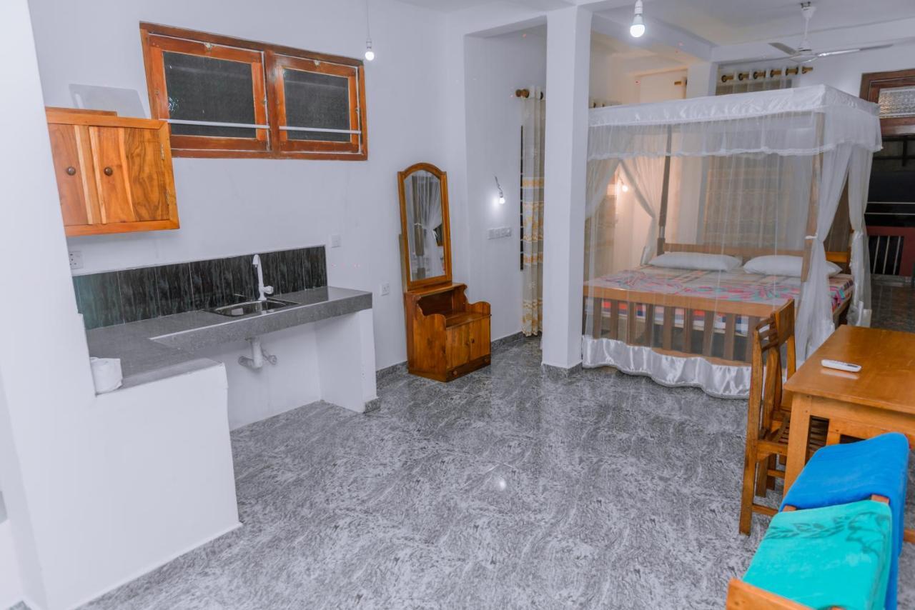 Rock House Unawatuna Exterior foto